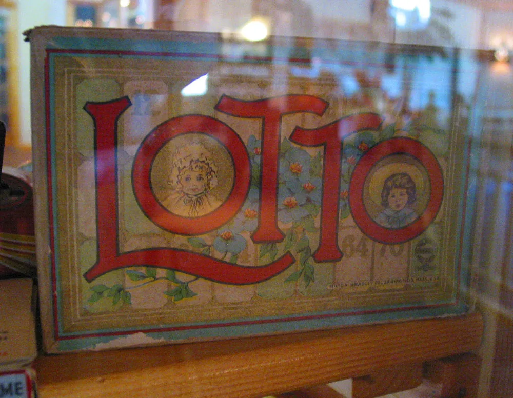 Vintage Lotto game box.